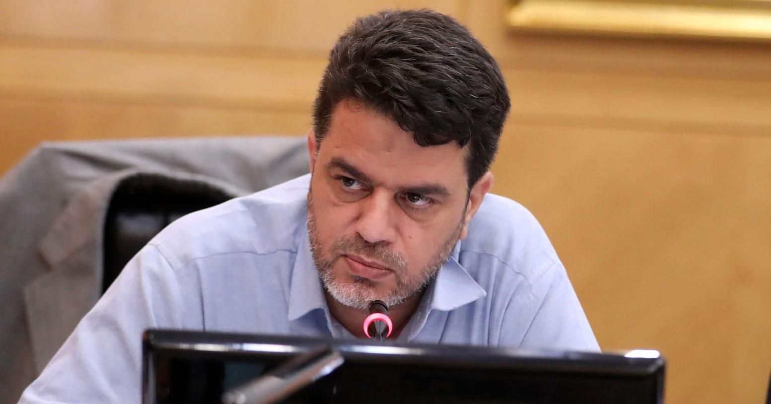 وزیر نیرو به پرسش‌های نمایندگان درباره آب شرب و حقابه تالاب‌ها پاسخ داد