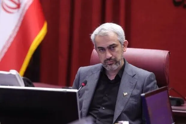 وزیر اقتصاد: بسته اصلاحی حذف قوانین مخل کسب‌وکار تدوین شد