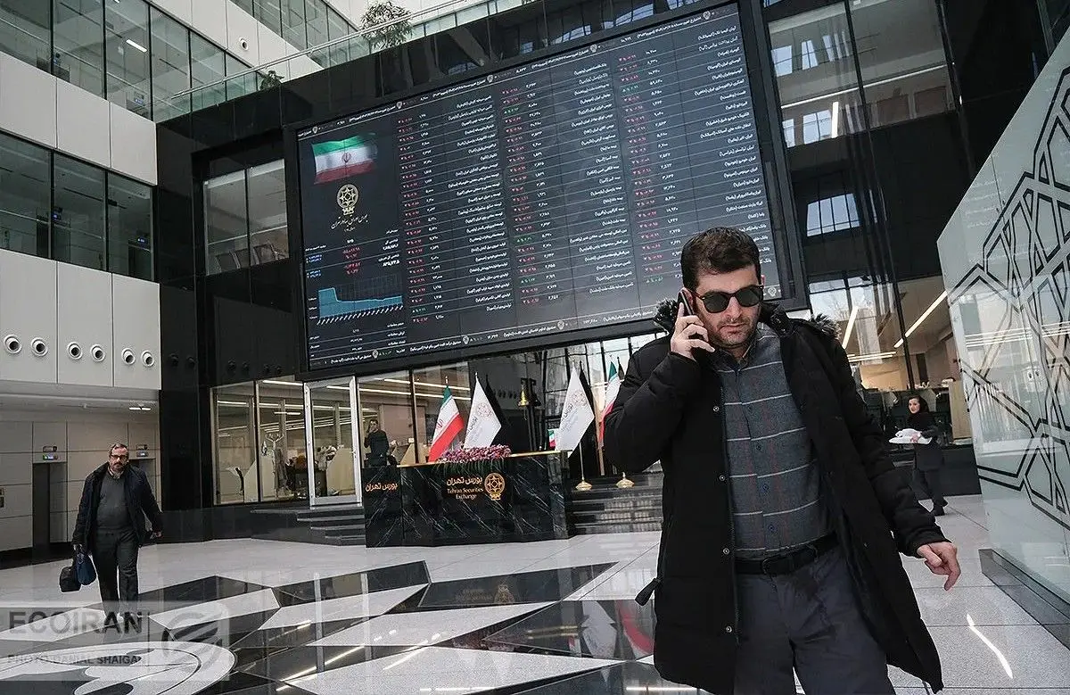 نماد «خودرو» تا شنبه ۱۸ بهمن در بورس تهران تعلیق شد