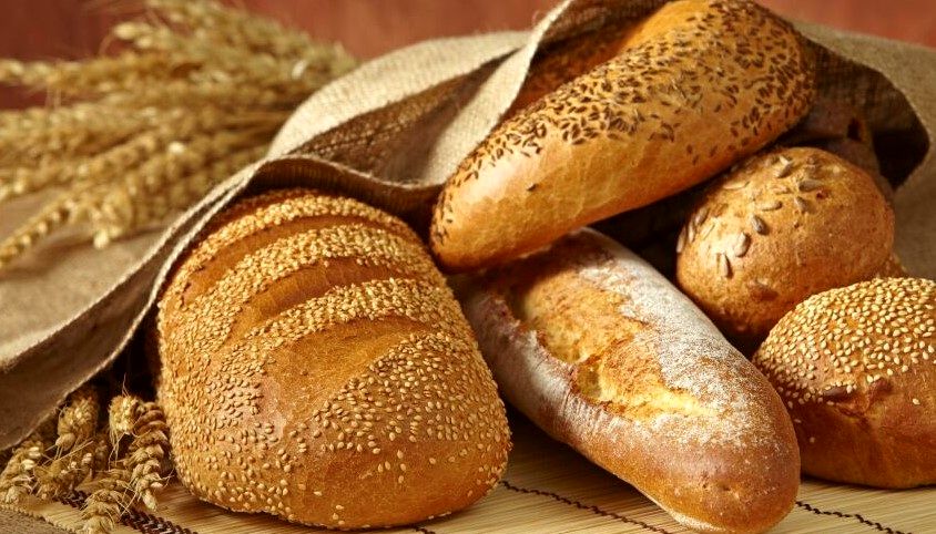 فشار مضاعف بر سفره‌های مردم؛ افزایش ۸۴ درصدی قیمت نان‌های حجیم