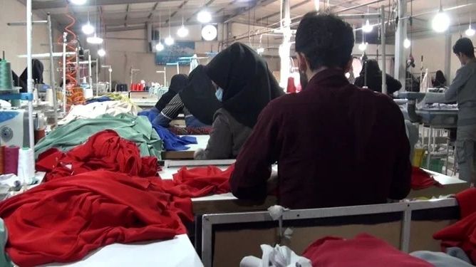 کوک‌های لرزان کارگران صنعت پوشاک، امنیت شغلی نمی‌دوزد؛