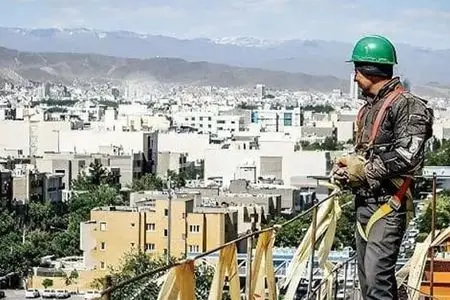 ۳ میلیون تومان در برابر هر متر ۸۰ میلیون/ واقعیت تلخ معیشت کارگران