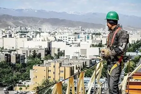 ۳ میلیون تومان در برابر هر متر ۸۰ میلیون/ واقعیت تلخ معیشت کارگران