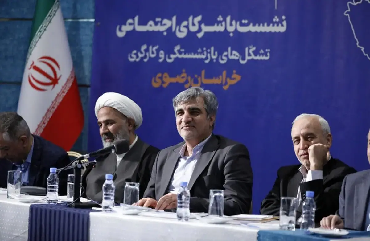پرداخت ۱۰۰ همت مستمری به ۵ میلیون بازنشسته/ کسری ۳۰۰ هزار میلیاردی تأمین اجتماعی