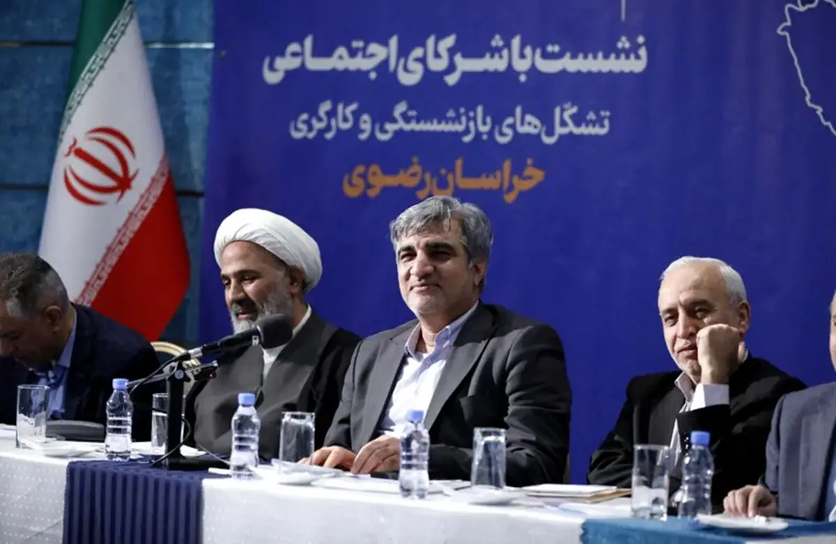 پرداخت ۱۰۰ همت مستمری به ۵ میلیون بازنشسته/ کسری ۳۰۰ هزار میلیاردی تأمین اجتماعی