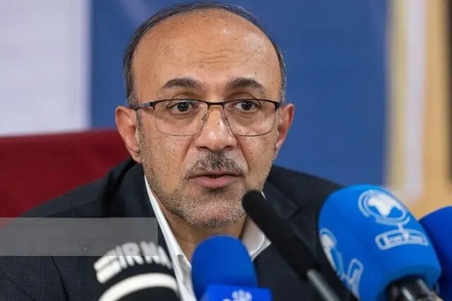 ۴.۶ میلیون تن کالای اساسی در بنادر؛ ترخیص کالاها با «مسیر سبز» سرعت گرفت