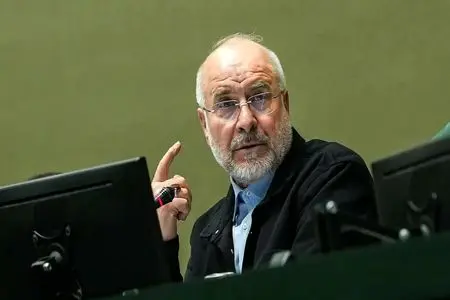 پاسخ رئیس مجلس به حواشی جدول ۹ بودجه/ هنوز نوبت بررسی آن نرسیده است