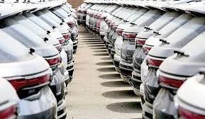 توقف فروش خودروهای وارداتی در سامانه یکپارچه/بلاتکلیفی بازار و اعتراض واردکنندگان