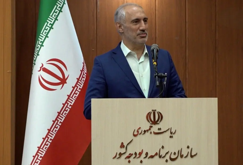رئیس سازمان برنامه و بودجه: تأمین معیشت مردم اولویت مطلق دولت در بودجه ۱۴۰۵ است