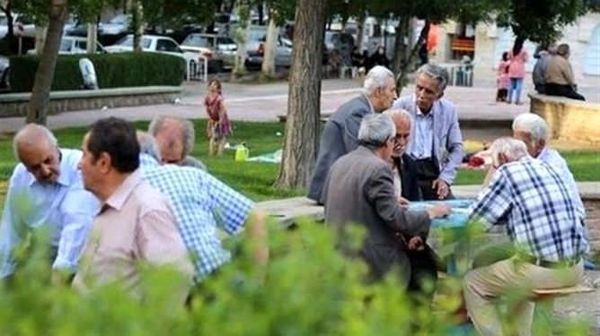وعده سودآوری برای بازنشستگان با واگذاری شرکت‌های تأمین اجتماعی