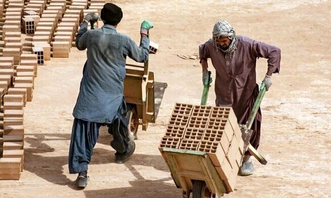 «جریمه ۵ برابری دستمزد» در انتظار کارفرمایانی که از اتباع غیر مجاز استفاده کنند