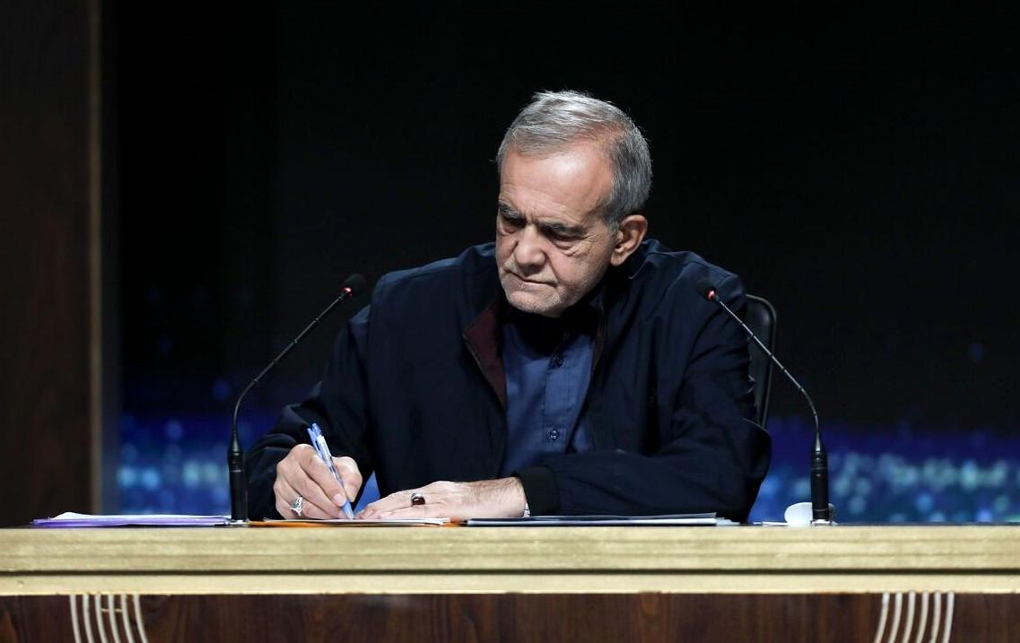 امضای 12 قرارداد فروش و جمع آوری گازهای مشعل با دستور رئیس جمهور