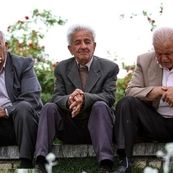 تاکید نمایندگان بر تسریع در پرداخت حقوق بازنشستگان و مقابله با قطعی برق