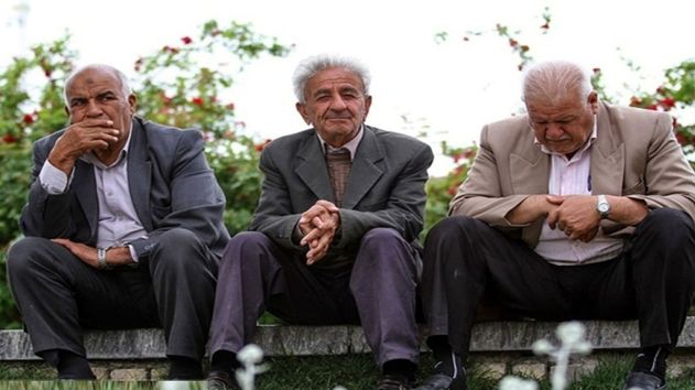 تاکید نمایندگان بر تسریع در پرداخت حقوق بازنشستگان و مقابله با قطعی برق