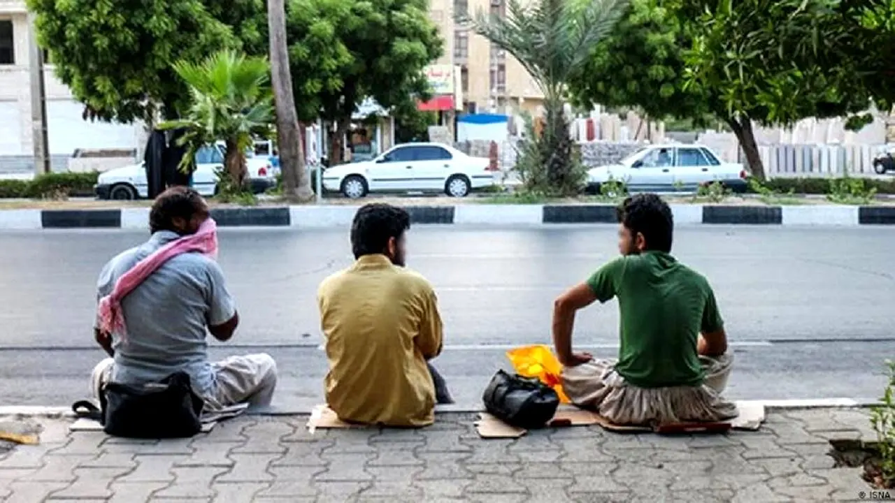  کاهش ۰.۹ درصدی نرخ اشتغال ناقص در زمستان ۱۴۰۲ 