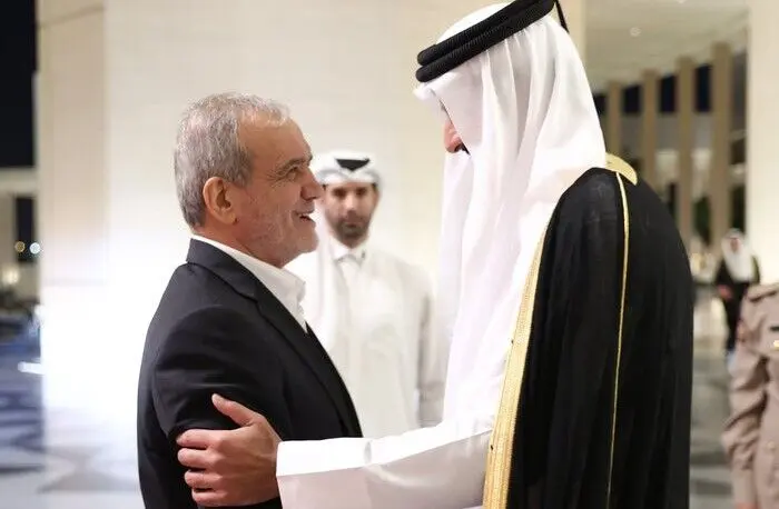 امیر قطر وارد ایران شد/استقبال رسمی رئیس‌جمهور از امیر قطر