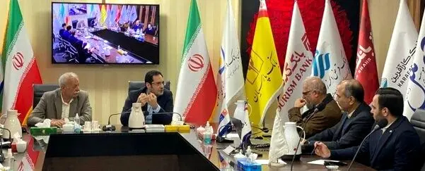 دفاع کانون بانک‌های خصوصی از شبکه بانکی/نقد منصفانه آری، تخریب نه