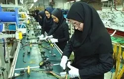 ۵۷ درصد زنان شاغل ایران غیررسمی‌اند + فیلم