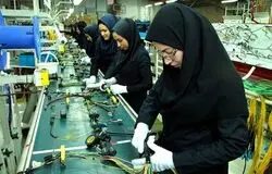 ۵۷ درصد زنان شاغل ایران غیررسمی‌اند + فیلم