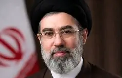 "سیدمجتبی خامنه‌ای" 
سومین رهبر انقلاب اسلامی ایران شد