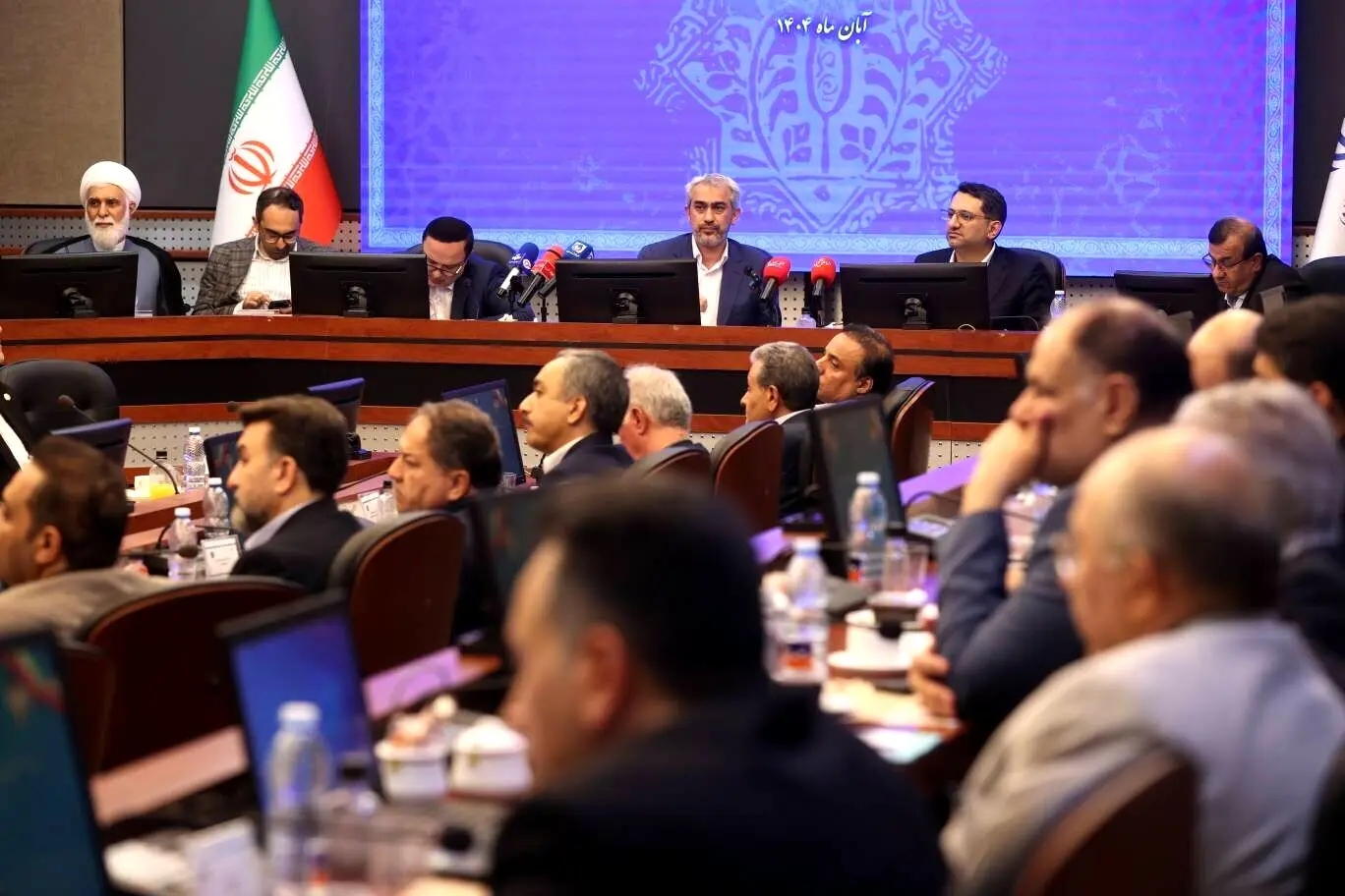  طرح تحول مناطق آزاد؛ نقشه راه پنج‌ساله/آزادسازی واقعی مناطق آزاد تا افق ۱۴۱۰
