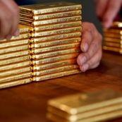 جهش تاریخی طلا در بازارهای جهانی تحت تأثیر انتظارات کاهش نرخ بهره در آمریکا