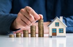 پیشنهاد بنیاد نخبگان به شورای عالی پول و بانک مرکزی برای کاهش نرخ سود وام مسکن نخبگان