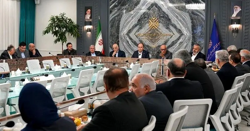 ایران می‌تواند هاب غذایی منطقه شود/کارآفرینان خواستار رفع موانع تولید و واردات مستقیم مواد اولیه