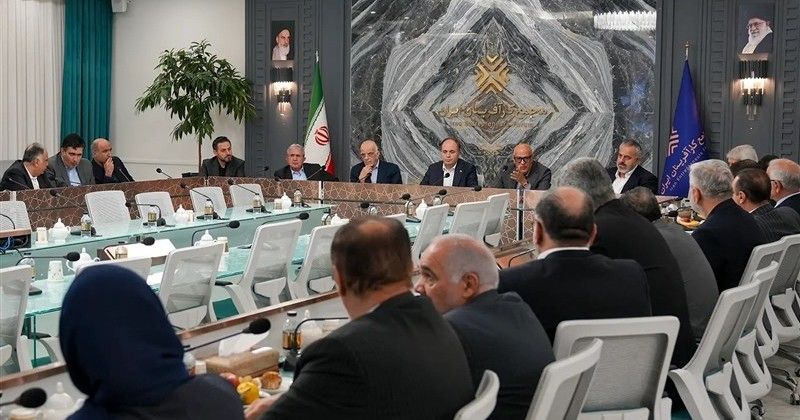 ایران می‌تواند هاب غذایی منطقه شود/کارآفرینان خواستار رفع موانع تولید و واردات مستقیم مواد اولیه