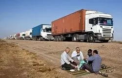 اختلال در بارنامه، جریمه‌های میلیونی و بیمه‌های معلق؛ روایت رانندگان یک تعاونی + فیلم