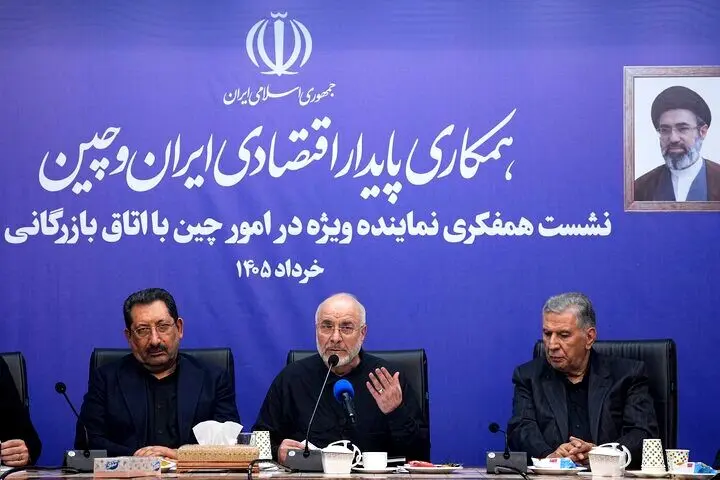 قالیباف و فعالان اقتصادی پای میز همکاری با چین/راه‌های تعمیق روابط تهران و پکن بررسی شد