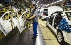 کاهش ۱۲ درصدی تولید خودرو در هفت ماهه امسال/سایپا و پارس خودرو بیشترین افت را تجربه کردند