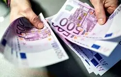 نرخ دلار و یورو در مرکز مبادله ایران