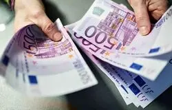 نرخ دلار و یورو در مرکز مبادله ایران