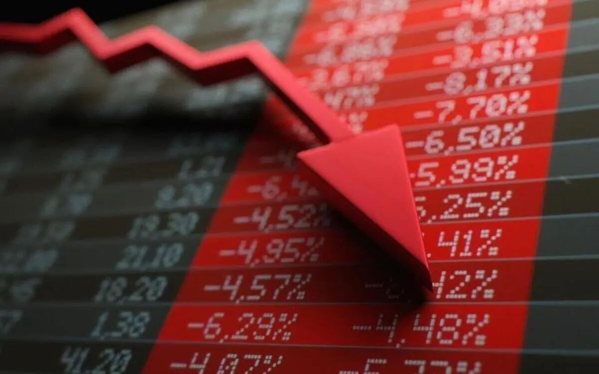 سقوط سنگین بورس در نخستین روز هفته/ شاخص کل بیش از ۱۰۰ هزار واحد ریزش کرد