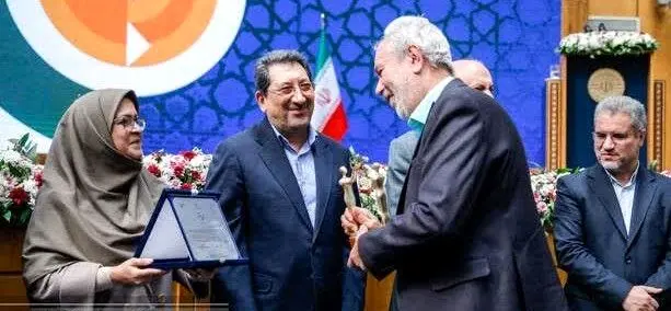 شرکت فنرسازی خاور از سوی سازمان ملی استاندارد به عنوان «واحد تولیدی نمونه ملی» برگزیده شد