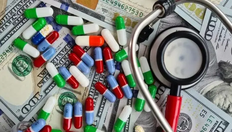 تخصیص یک میلیارد دلار ارز ترجیحی و غیرترجیحی برای واردات دارو