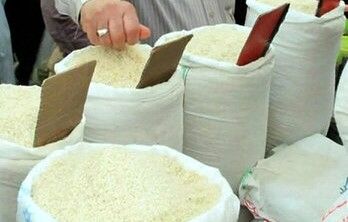 کاهش قیمت برنج روی کاغذ/نظارت دلالان بر بازار برنج!
