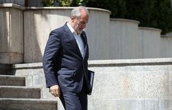 سایه حذف ارز ۲۸۵۰۰ تومانی بر بودجه ۱۴۰۵؛ تجربه تلخ ۴۲۰۰ تومانی تکرار می‌شود؟