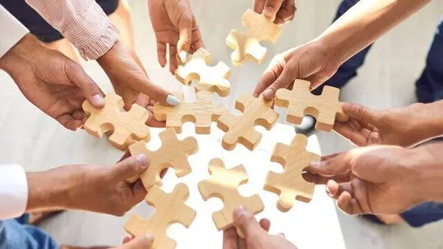 چرا تعاونی‌ها در ایران تنها بازیگر حاشیه‌ای اقتصاد مانده‌اند؟