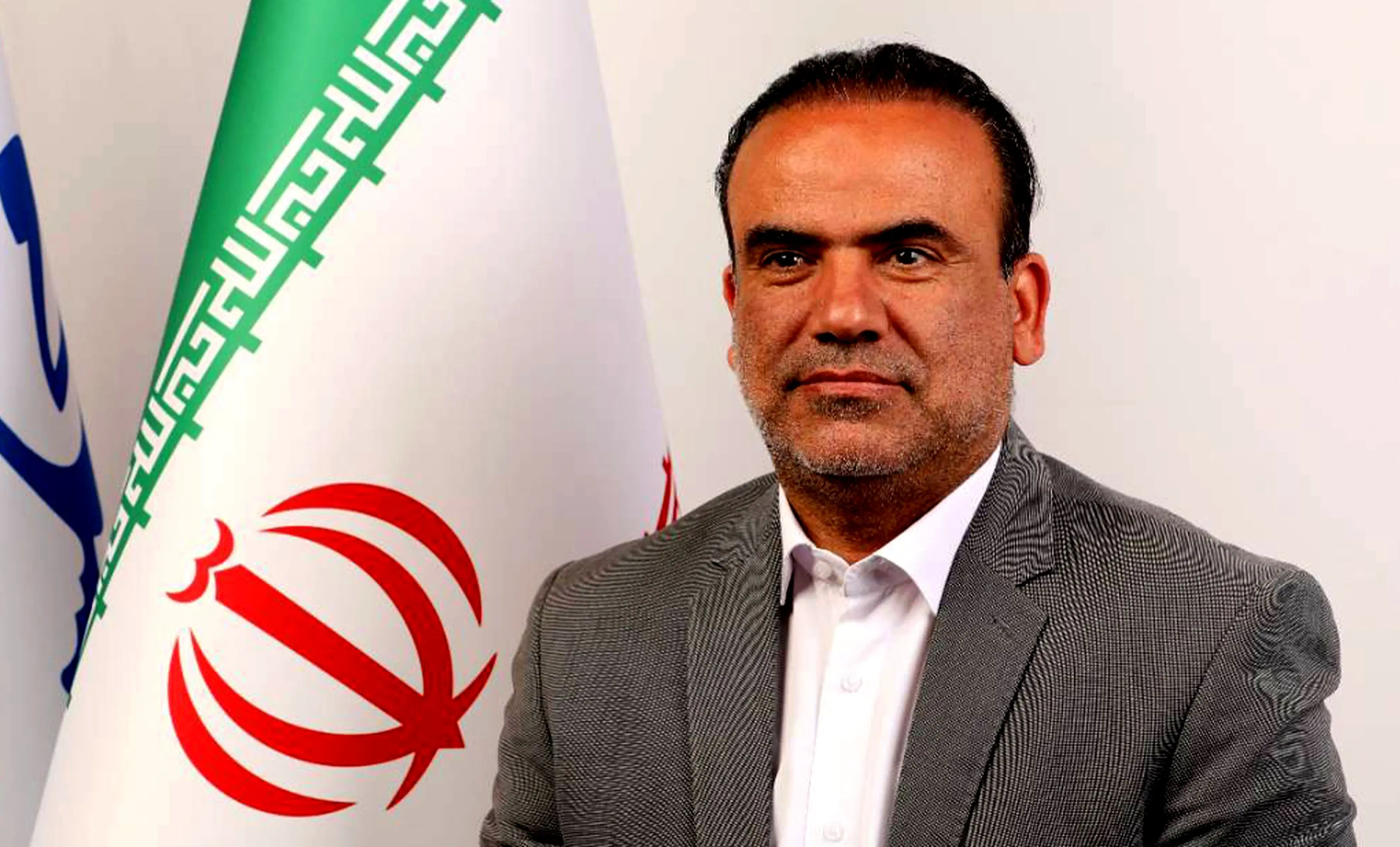  رونق تولید در ازای حمایت دولت از سرمایه گذاران/ بروکراسی های اداری از سر راه فعالان اقتصادی برداشته شود