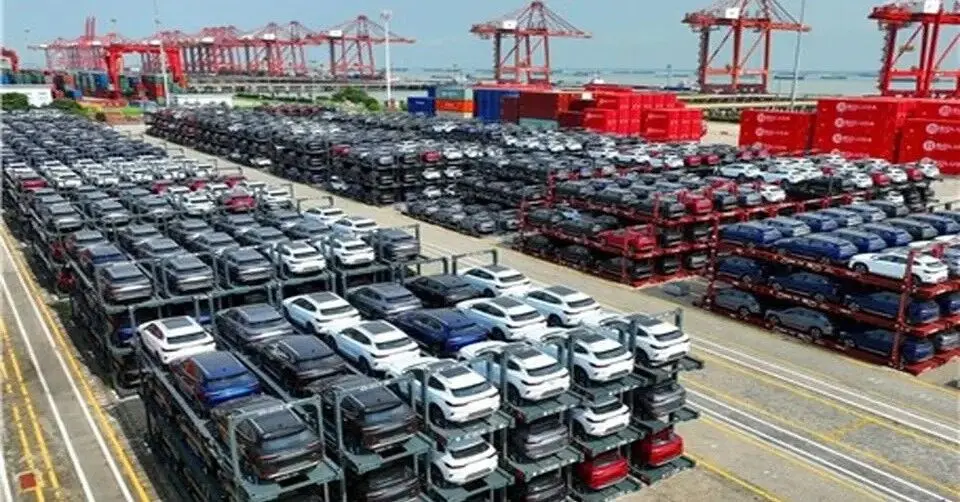 ریسک گمرکی در واردات خودرو بالا گرفت / هشدار درباره مغایرت تعرفه‌ای