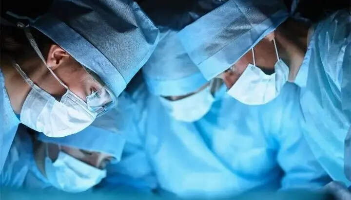هشدار مجلس درباره تأخیر در پرداخت مطالبات پزشکان: تهدید سلامت مردم و کمبود متخصصان