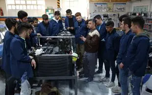 رئیس دانشکده ملی مهارت: آموزش مهارتی ایران توان رقابت با چین و هند را دارد