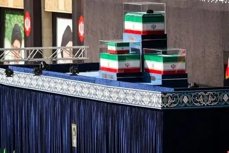 نماز بر پیکر رهبر شهید به امامت سه مرجع تقلید برگزار می‌شود