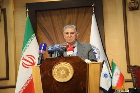 شامخ از بهبود نسبی اقتصاد پس از شوک جنگ خبر داد؛ بخش خصوصی خواستار تحرک بیشتر در روابط بین‌الملل شد