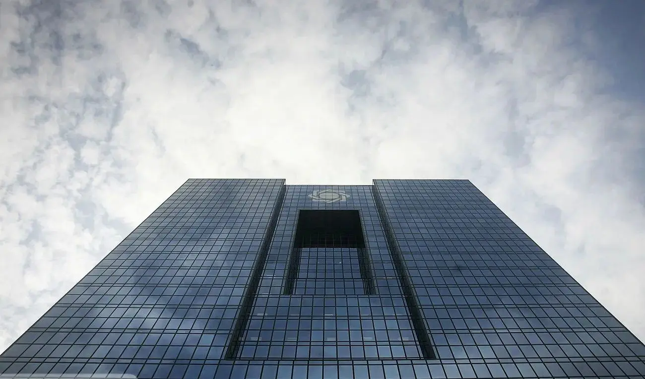 بانک مرکزی از پیش‌فروش و اوراق مرابحه برای مدیریت بازار ارز رونمایی کرد