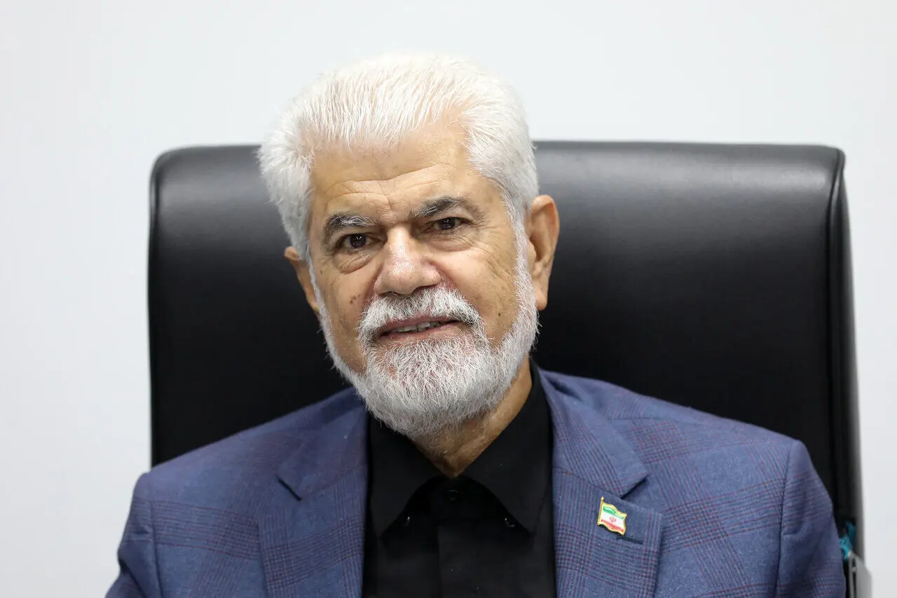 هشدار مجلس درباره گرانی و کمبود دارو؛ درخواست ۱۹۰ همت اعتبار برای بیمه‌ها