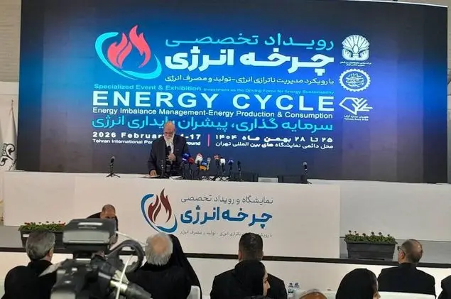 هر لیتر بنزین در ایران نیم دلار نصیب قاچاقچیان می‌کند/ لزوم اصلاح فوری ساختار انرژی