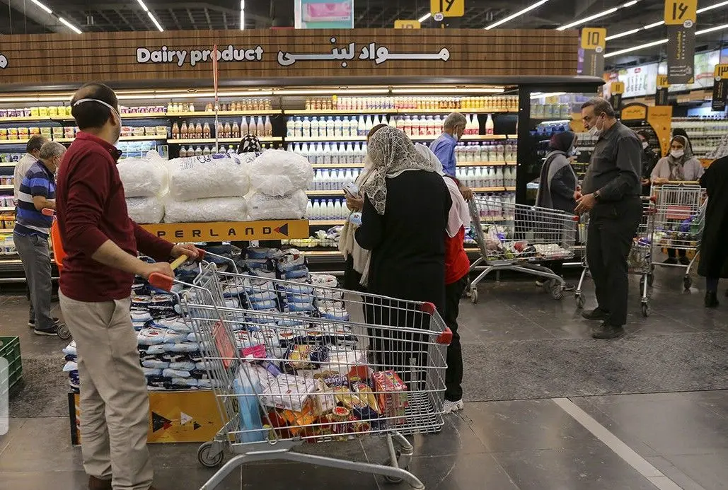 اقتصاد ایران زیر سایه رکود تورمی/ کنترل نقدینگی کافی نیست